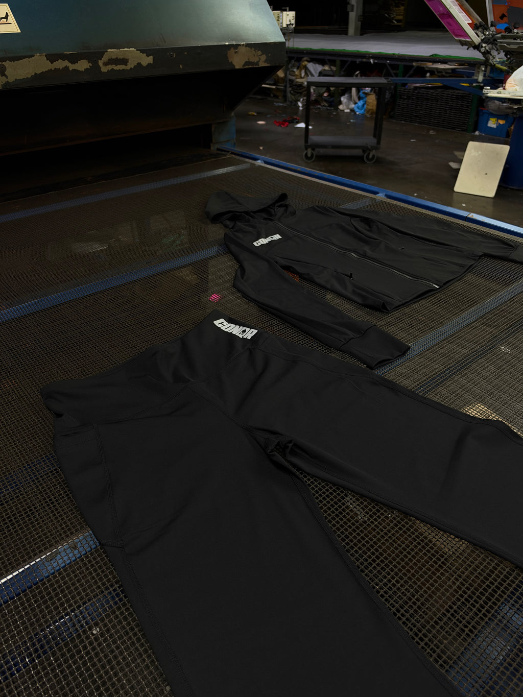 CONQR Flare Leggings