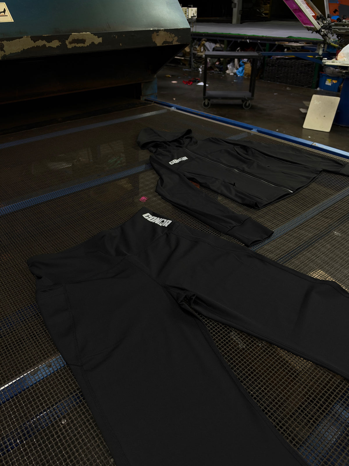 CONQR Flare Leggings