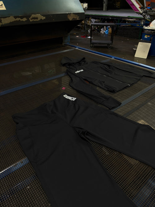 CONQR Flare Leggings